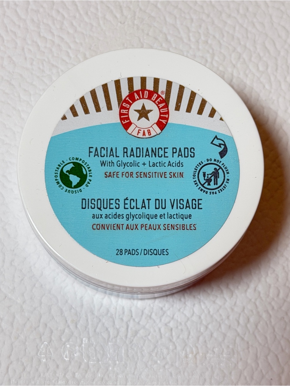 First Aid Beauty Facial Radiance Pads - Aqua Blue & White